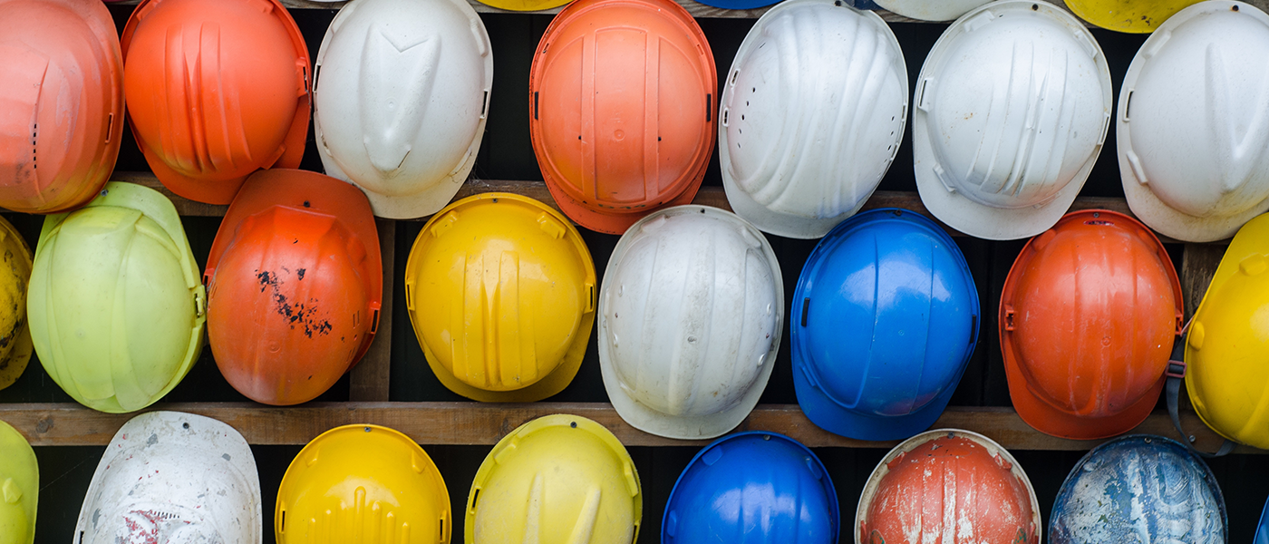 hard hats used in the crane and rigging industry